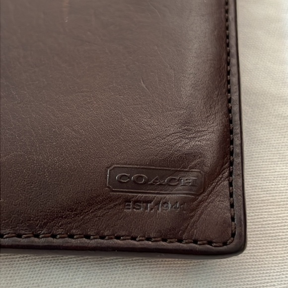 Vintage Men's Coach Bifold Leather Wallet - Picture 3 of 7